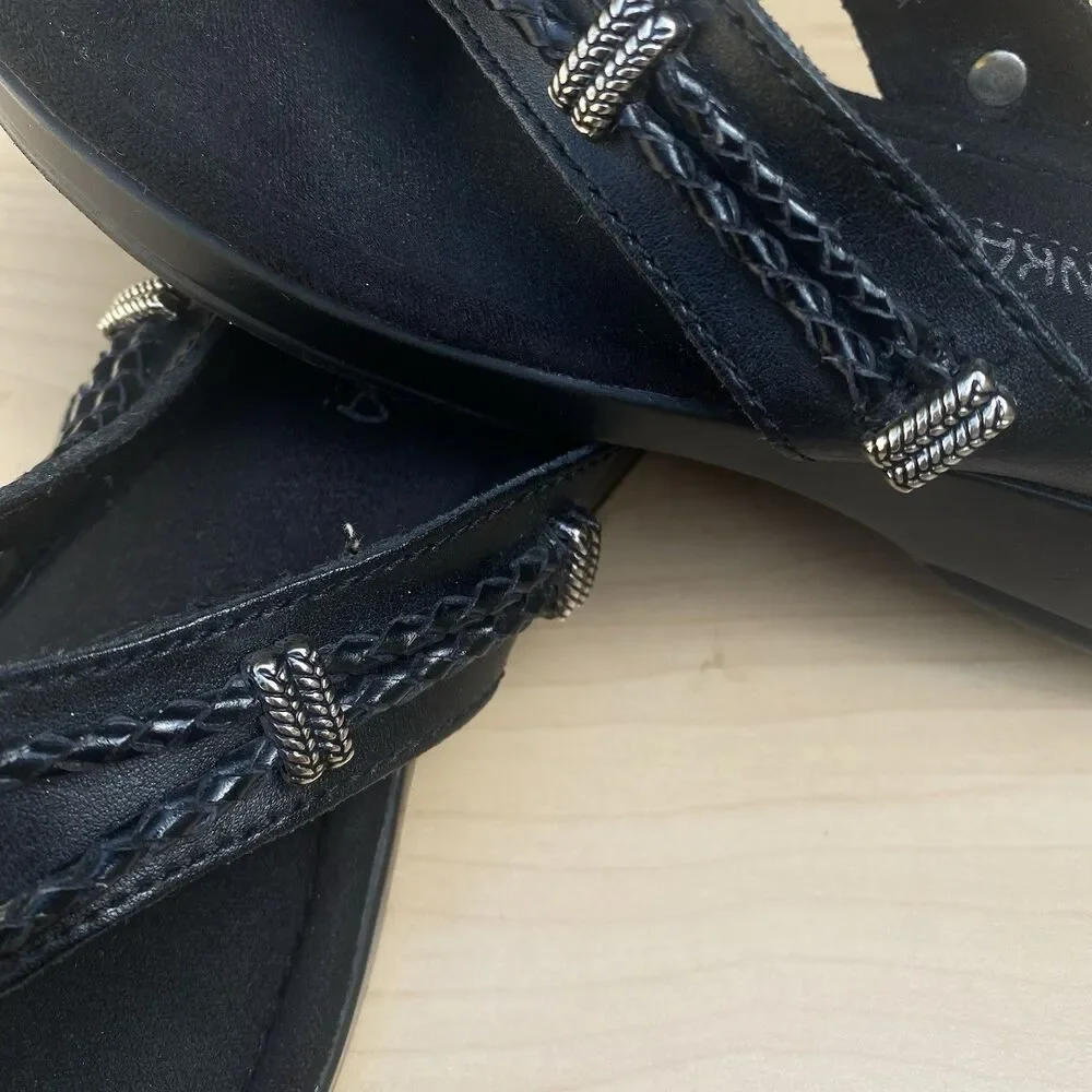 Minnetonka Leather Wedge Thong Sandals Womens 5 Black Boho Western Comfort
